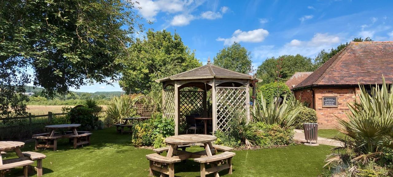 Meadow Farm Redditch By Marstons Inns Buitenkant foto
