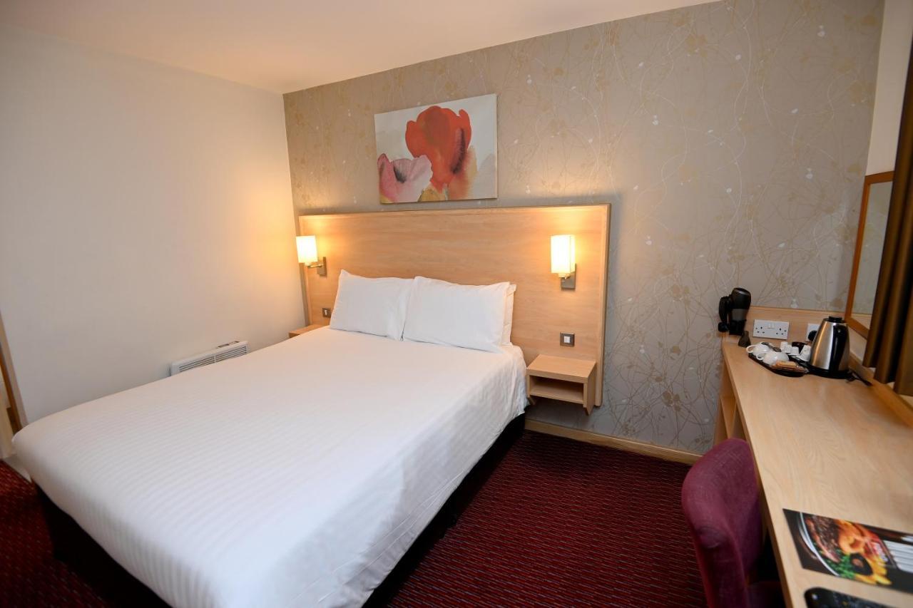 Meadow Farm Redditch By Marstons Inns Buitenkant foto