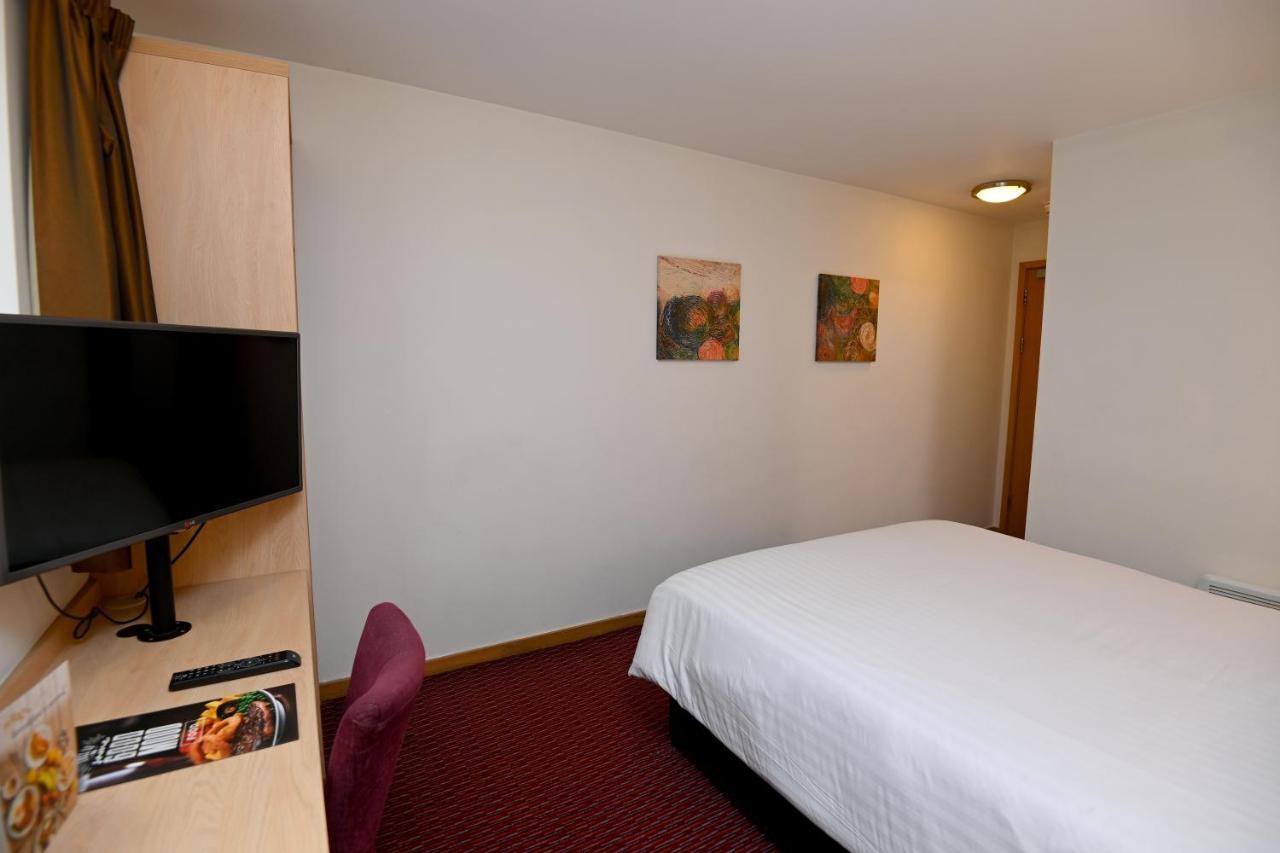 Meadow Farm Redditch By Marstons Inns Buitenkant foto